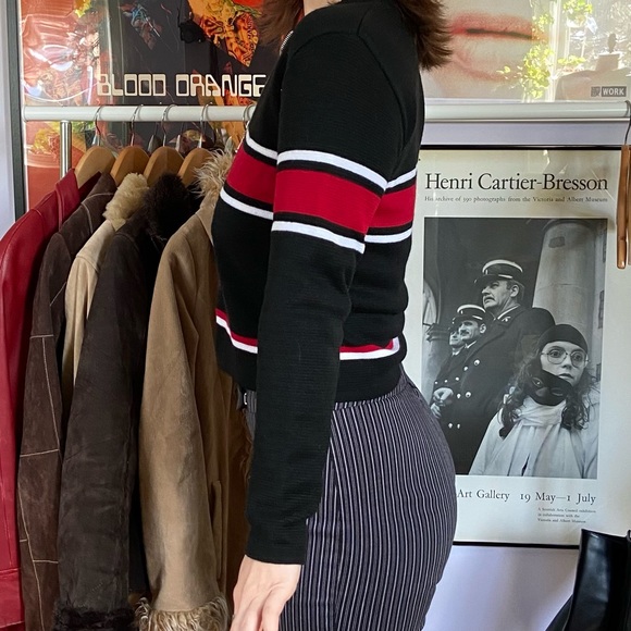 Super cute vintage sweater - Picture 3 of 4